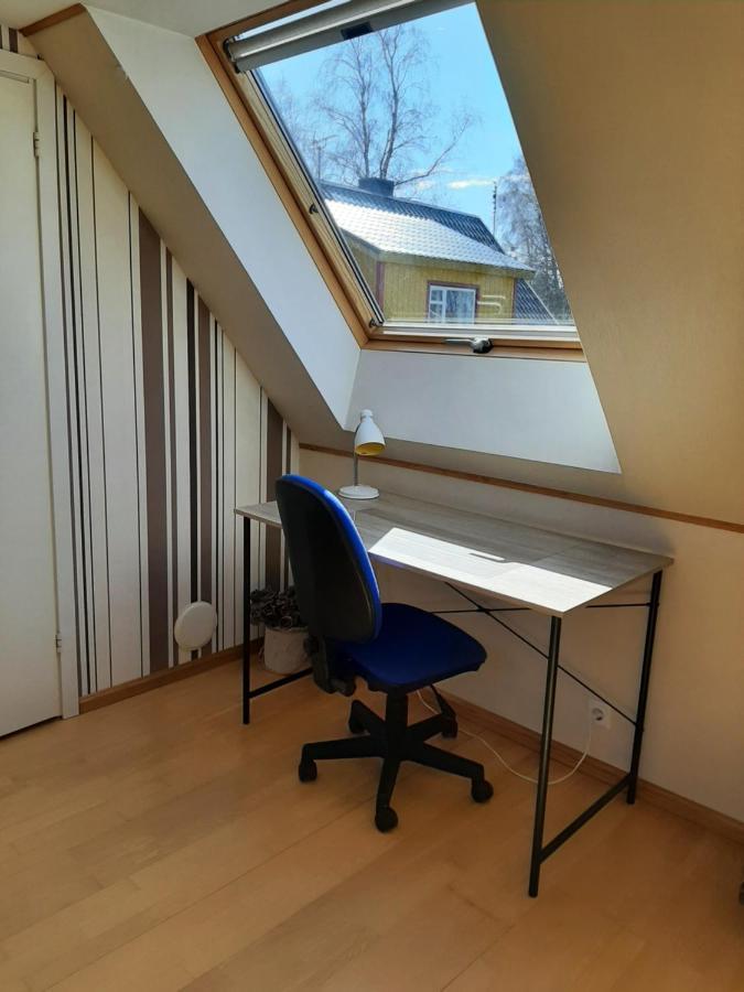 Mere Holiday House Salme Екстериор снимка